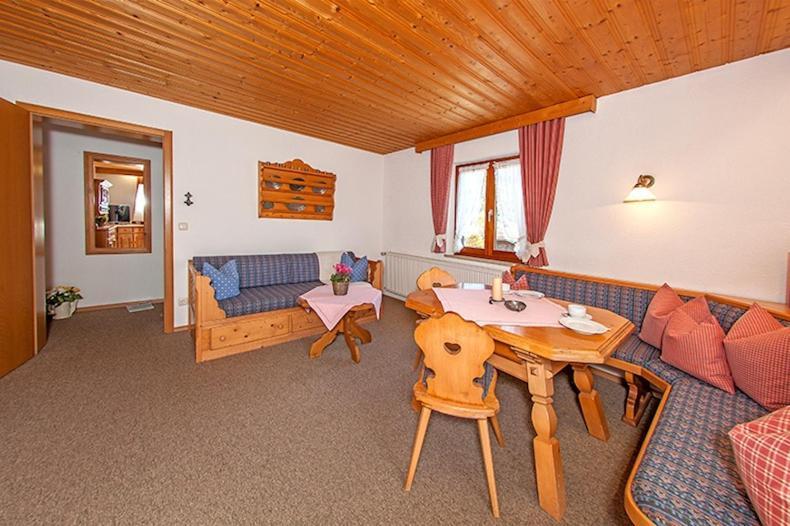 Gaestehaus Menkenbauer Ruhpolding Exterior foto